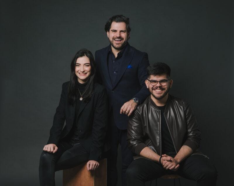 Oscar Balbino, Rafaella Veiga e Samuel Pereira, executivos da ZapVoice / Foto: Bernardo Coelho / Divulgação