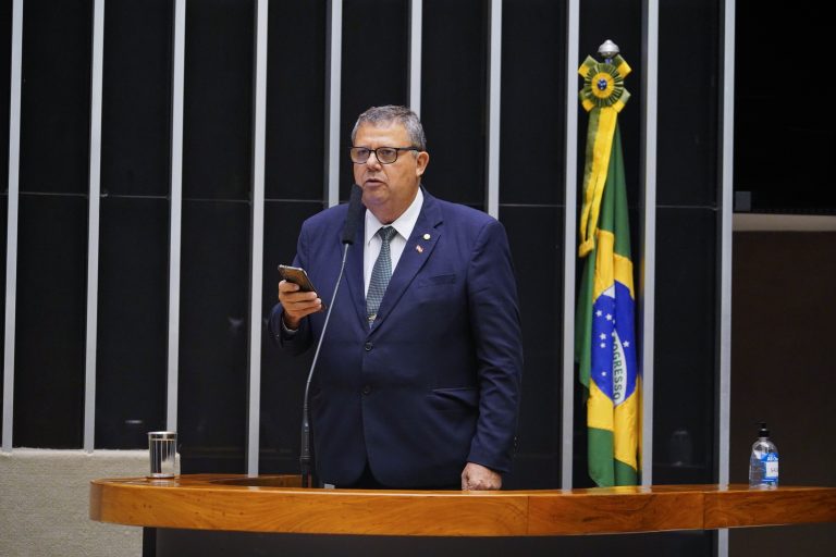 Deputado Coronel Armando discursa no Plenário da Câmara