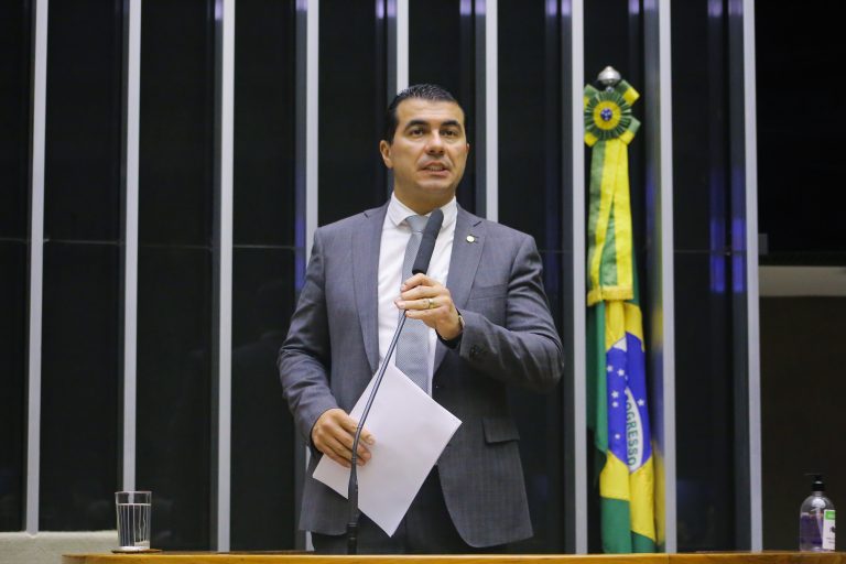 Discussão e votação de propostas. Dep. Luis Miranda REPUBLICANOS - DF