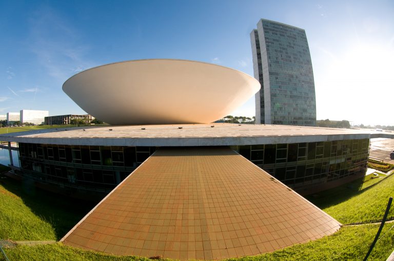 Vista lateral da Câmara dos Deputados