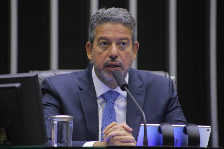 Discussão e votação de propostas. Dep. Arthur Lira PP-AL
