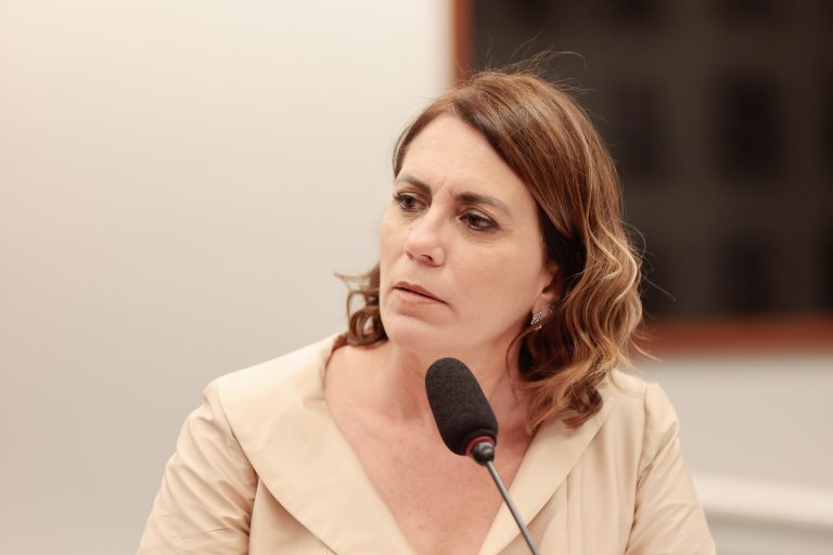 Deputada Rosana Valle