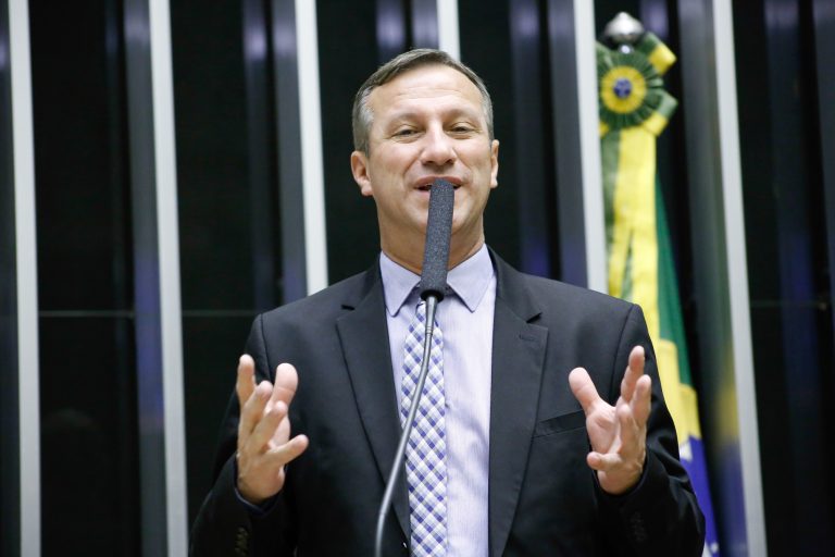 Ordem do Dia/ Proposições Remanescentes do Dia Anterior. Dep. Sanderson PL-RS