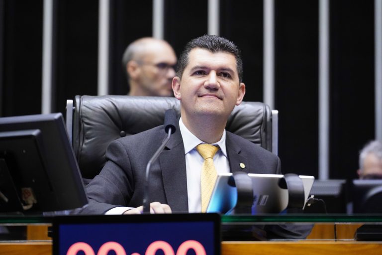 Discussão e votação de propostas. Dep. Ronaldo Martins REPUBLICANOS-CE