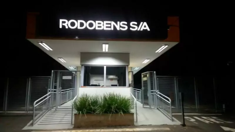 Rodobens promove exposição de carros no Shopping Iguatemi São José do Rio Preto / Divulgação