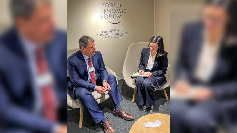 Governador Tarcísio de Freitas com Veronica Scotti, presidente da Swiss Re / Divulgação