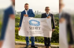 Felipe Eduardo Sousa, representante da MDRT Brasil na região Sudeste e Norte (Local Chair Brazil); e Josusmar Sousa, presidente da MDRT Brasil (Country Chair Brazil) / Foto: Divulgação
