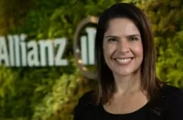 Karine Barros, diretora executiva Comercial da Allianz Seguros / Foto: Túlio Vidal / Divulgação
