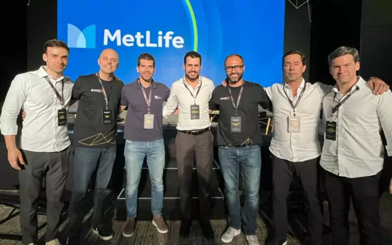 Carlos Eduardo Fernandez - Head Comercial XP; Marcelo Tomei – VP Comercial de Parcerias MetLife; Gustavo Pires - Sócio e Diretor Execeutivo XP; Caio Peres - Sócio e Head Inside Sales XP; André Iziquiel - Superintendente Comercial de Parcerias e Novos Negócios MetLife; Roberto Teixeira - Sócio e Head da XP Seguridade e Rodrigo Saldanha - Head de Produtos e Comercial XP / Divulgação