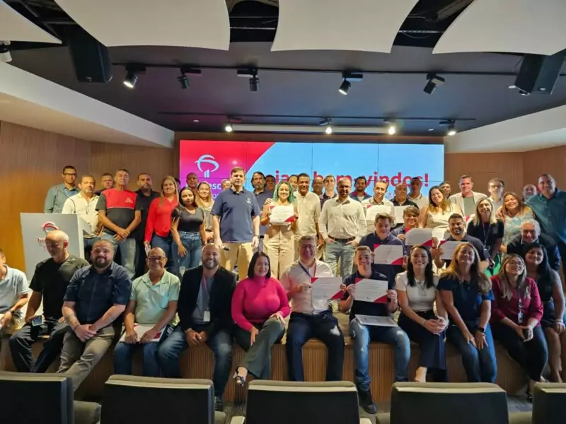 Bradesco Seguros e Europ Assistance homenageiam prestadores de serviço que atuaram no Litoral Norte de SP / Divulgação