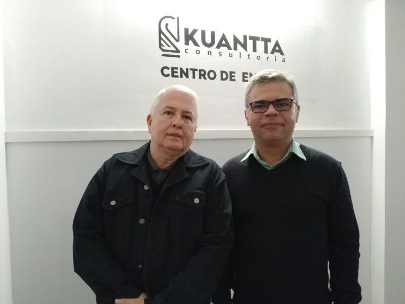 O professor Marco Aurélio Fonseca e o fundador da Kuantta Consultoria, Arley Boullosa / Foto: Divulgação