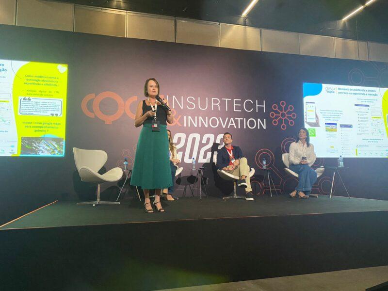 Etienne Gonçalves, superintendente de Transformação da Experiência Digital e Clientes da Liberty, no painel "Tecnologia e Inovação para Encantar o Cliente" / Foto: Divulgação