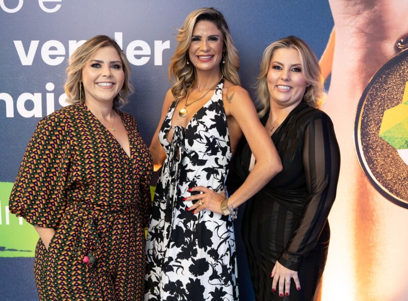 Marcela Meneses, Fabiana Cardoso e Liliane Freitas celebram parceria entre Aurora Saúde e Affiance Life/ Fotos: Guilherme Felipe Divulgação