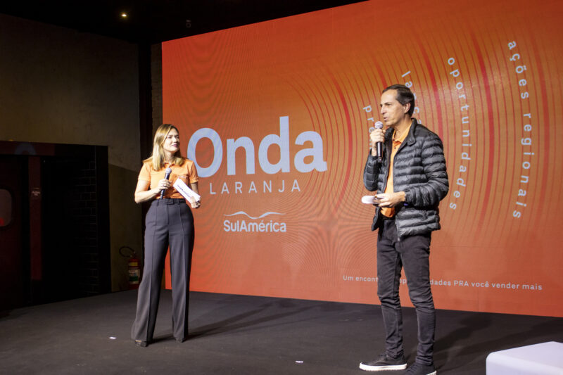 Raquel Reis, CEO de Saúde e Odonto da SulAmérica, e Marcelo Mello, CEO de Investimentos, Vida e Previdência da SulAmérica / Foto: Universo do Seguro