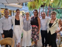 Nicacio Alves, subscritor Empresarial e Riscos Diversos da Akad Seguros; Yasmim Arriscado, subscritora de D&O da seguradora; Regina Lacerda, Presidente do CESB; Vinicius Chiliani, executivo da área Comercial da Akad; e Oraida Ferreira, CEO da Laço Forte Assessoria / Foto: Divulgação