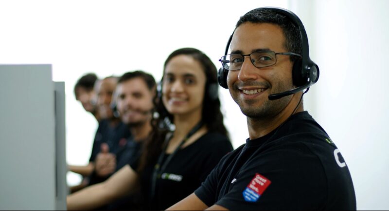 Coris anuncia novo serviço para clientes que precisam acionar o seguro viagem / Foto: Divulgação