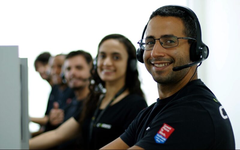 Coris anuncia novo serviço para clientes que precisam acionar o seguro viagem / Foto: Divulgação