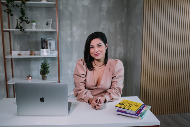 Jéssica Simões, estrategista de LinkedIn e especialista em reputação de marca pessoal / Foto: Divulgação