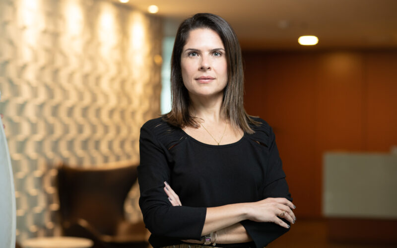 Karine Barros, diretora executiva Comercial da Allianz Seguros / Foto: Túlio Vidal / Divulgação