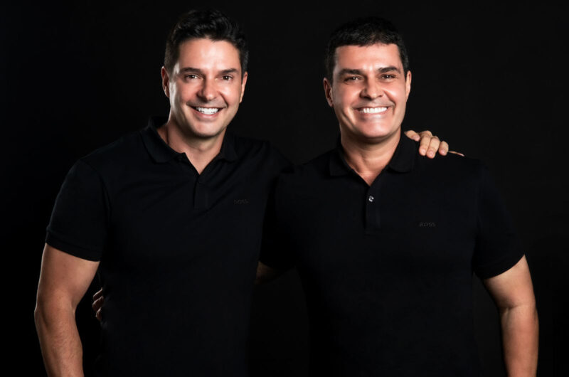 Bruno Ladeira (cofundador e CMO) e Leonardo Ladeira (cofundador e CEO). Crédito: Portal de Compras Públicas/Divulgação