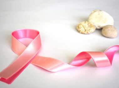 Outubro Rosa: Como o apoio afetivo é peça chave na prevenção e tratamento do câncer de mama / Foto: Pixabay
