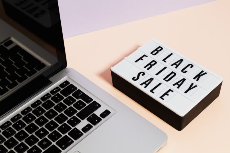 Especialistas revelam estratégias de marketing digital para a Black Friday/ Foto: Pexels