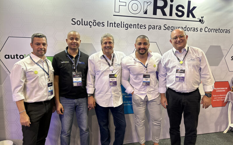 Time do Grupo ForRisk presente no Conec 2023 / Foto: Universo do Seguro