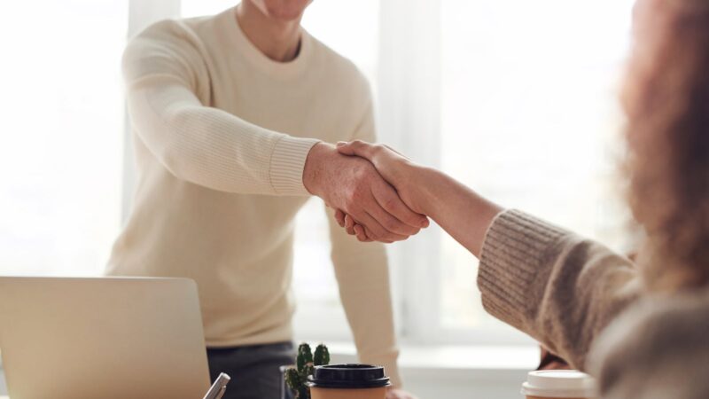 Sudeste foi a região que mais contratou entre Setembro de 2022 e Agosto de 2023/ Foto: Pexels