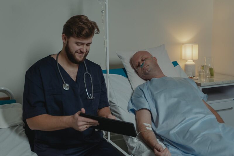 Câncer de próstata: vigilância ativa é uma opção sem efeitos colaterais para pacientes com tumores de baixo risco. Saiba mais!/ Foto: Pexels