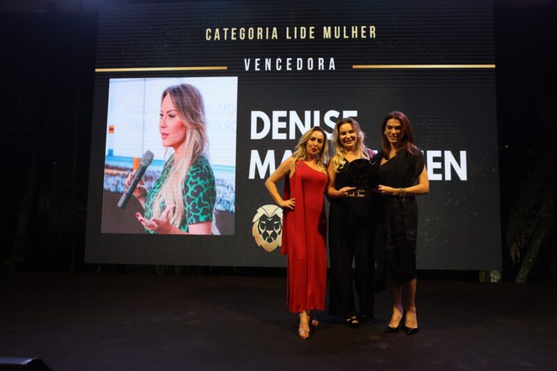 Denise Maidanchen vence Prêmio Lide Mulher 2023/ Foto: Divulgação LIDE SC