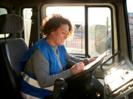 Inscrições para premiação de mulheres no transporte vão até o dia 15 de dezembro/ Foto: Freepik