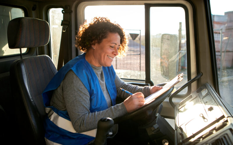 Inscrições para premiação de mulheres no transporte vão até o dia 15 de dezembro/ Foto: Freepik