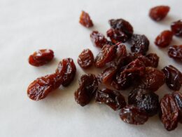 Com uva-passa ou sem? Mapa intercepta 174,5 toneladas do produto que estavam impróprias para o consumo / Foto: Pixabay