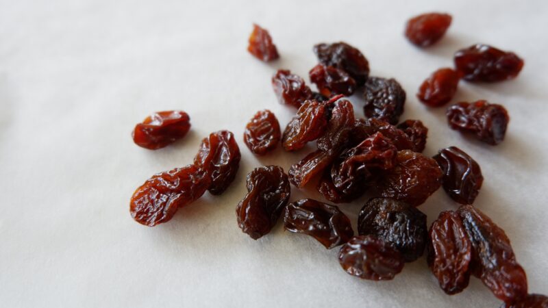 Com uva-passa ou sem? Mapa intercepta 174,5 toneladas do produto que estavam impróprias para o consumo / Foto: Pixabay