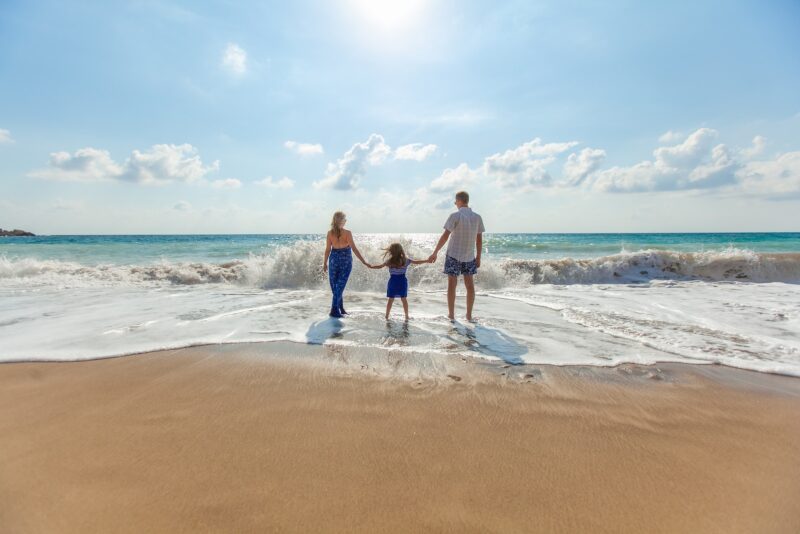 Seguros: Os companheiros de viagem e diversão nas festas e férias de verão/ Foto: Unsplash