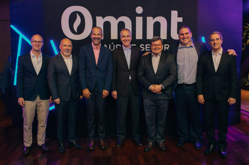 Da esquerda para a direita: Eduardo Octaviano Filho, Ricardo Ferraz, Cícero Barreto, André Coutinho, Marcos Loreto, José Luiz Florippes e Eduardo Monteiro / Foto: Divulgação