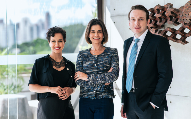Maiara Madureira, Paula Magalhães e Luiz Felipe Eustaquio, novos sócios do Demarest/ Foto: Divulgação