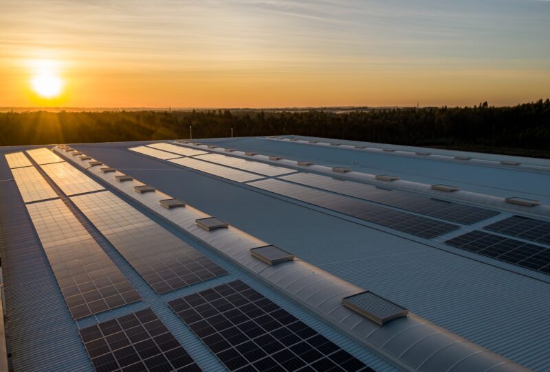 Grupo É Seguro lança produtos e entra no segmento e energia solar/ Foto: Unsplash