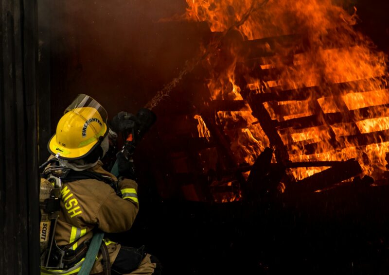 Notícias de incêndios estruturais crescem 8,9% em 2023/ Foto: Unsplash
