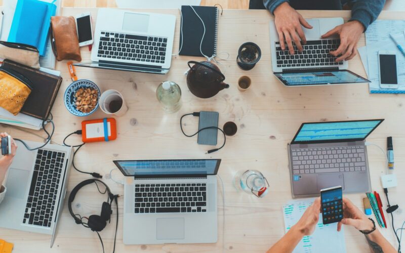 Expectativas 2024: Pipedrive destaca impulsionamento da capacitação de funcionários, aposta em criatividade e ascensão das pequenas empresas/ Foto: Unsplash