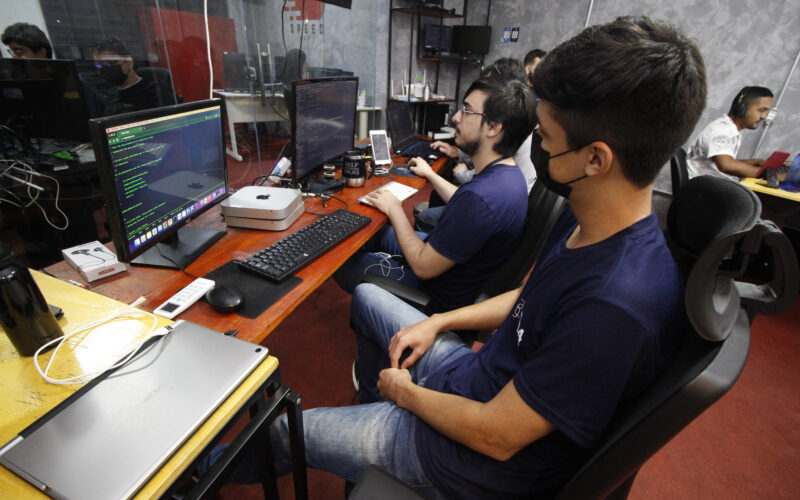 Levantamentos apontam área de tecnologia como tendência para empregos em 2024/ Foto: Divulgação