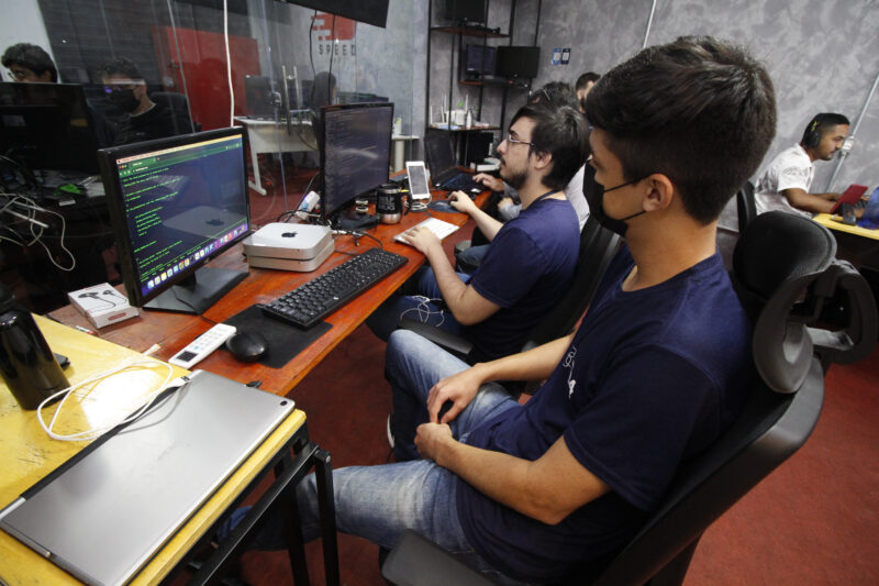 Levantamentos apontam área de tecnologia como tendência para empregos em 2024/ Foto: Divulgação