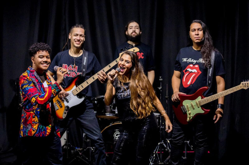 Elenco do musical “Rock para Crianças - A História do Rock”, que conta com o apoio da BB Seguros/ Foto: Divulgação