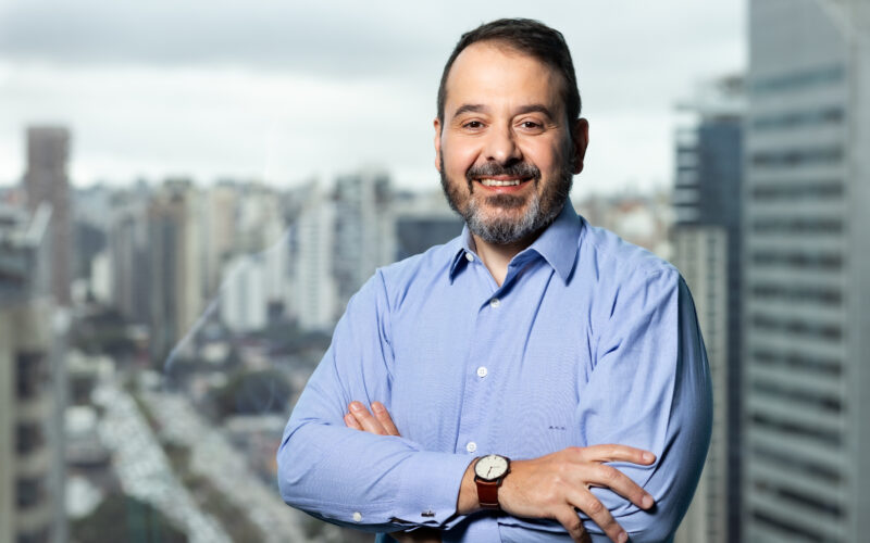 Alexandre Campos, Vice-Presidente de RH, Jurídico, Compliance e Sustentabilidade e General Secretary da AXA no Brasil / Foto: Divulgação
