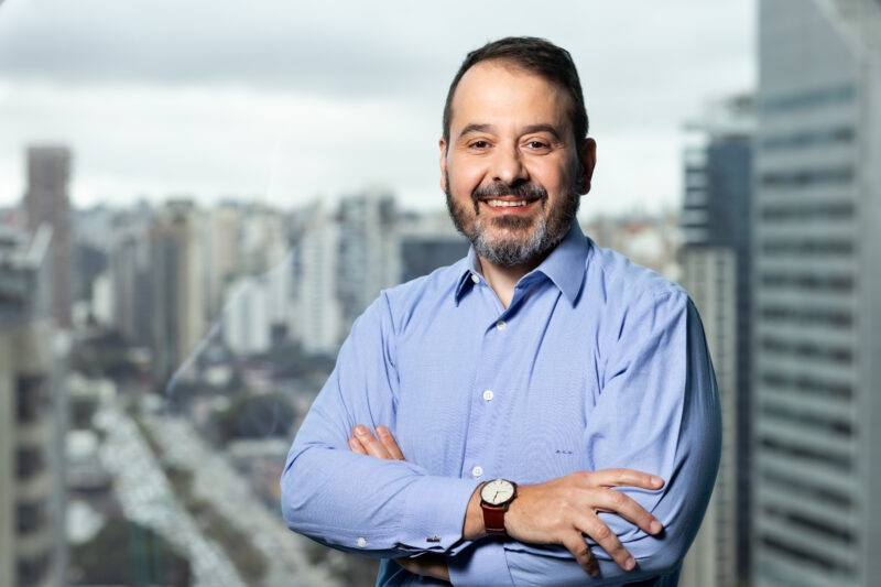 Alexandre Campos, Vice-Presidente de RH, Jurídico, Compliance e Sustentabilidade e General Secretary da AXA no Brasil / Foto: Divulgação