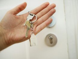 Parcelas mais acessíveis e análise de crédito flexível são esperadas para a compra de imóveis em 2024, diz especialista/ Foto: Unsplash