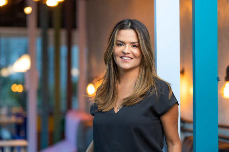Karine Brandão, Vice-Presidente Comercial e Marketing da AXA no Brasil / Foto: Divulgação