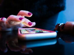 Semana do cashback: Cartão de TODOS oferece 30 dias grátis para novos filiados e ainda dinheiro na hora ao baixar o app e ler primeira nota fiscal / Foto: Rob Hampson / Unsplash Images