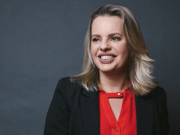 Tatiana Cerezer, diretora de comunicação e marketing da MAPFRE / Foto: Divulgação