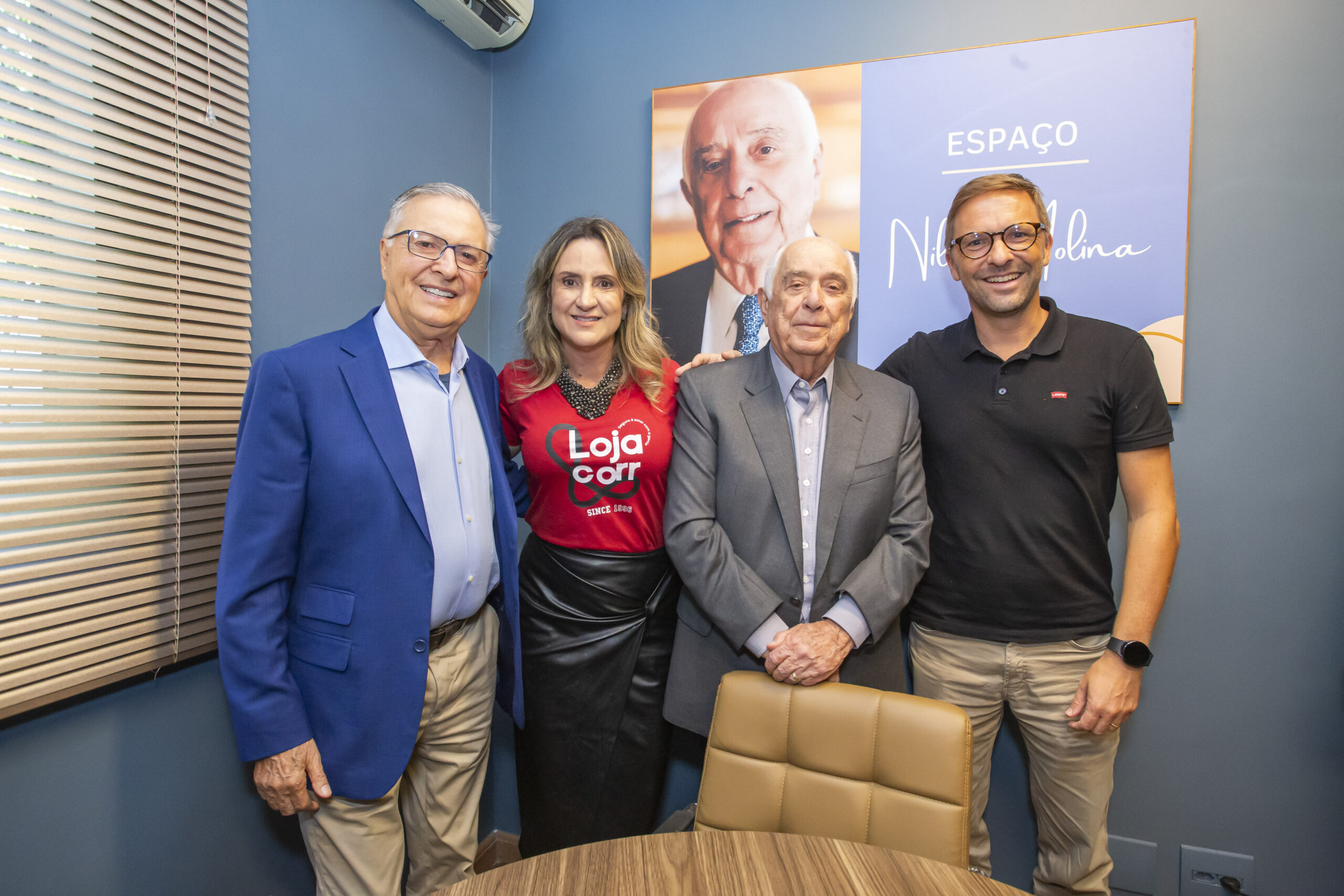 José Heitor Silva (fundador da Lojacorr), Janaina Luiz (gestora da Unidade BH), Nilton Molina (presidente do Instituto de Longevidade MAG) e Diogo Arndt Silva (presidente do Conselho da Lojacorr) / Foto: Luis Klein / Divulgação